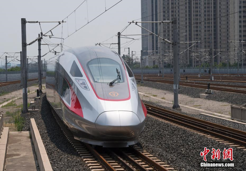 Thăng trầm Trung Hoa qua 40 mùa xuân vận